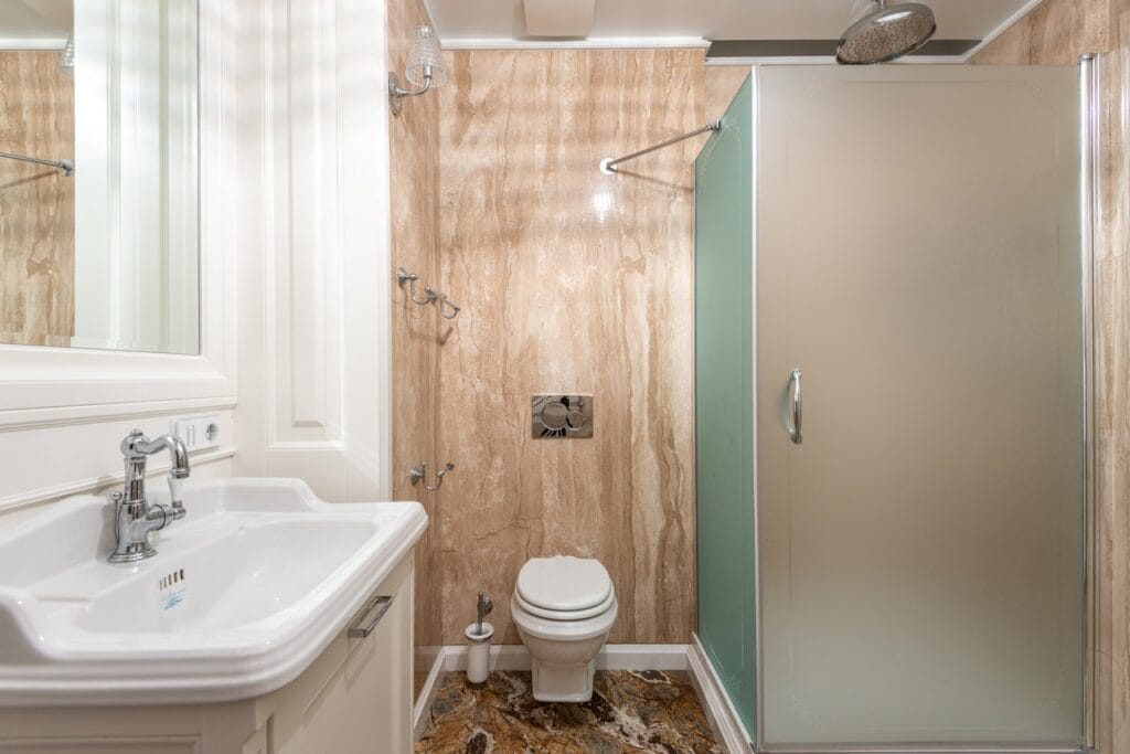 10 Cost Saving Tips When Renovating Your Bathroom